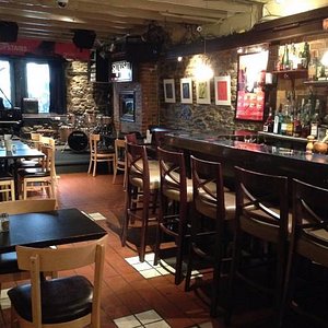 Upstairs Jazz Bar & Grill